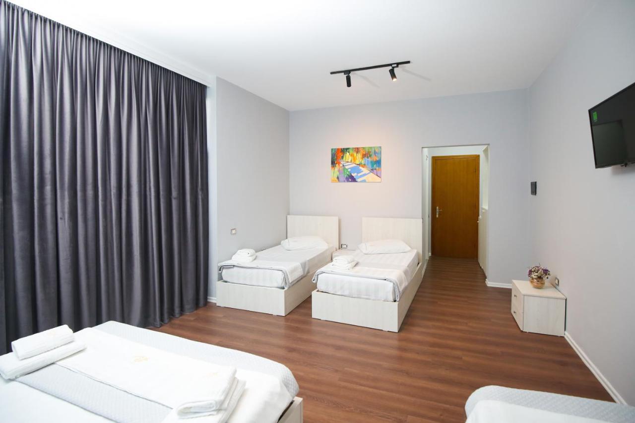 Hotel The Hart Wlora Zewnętrze zdjęcie