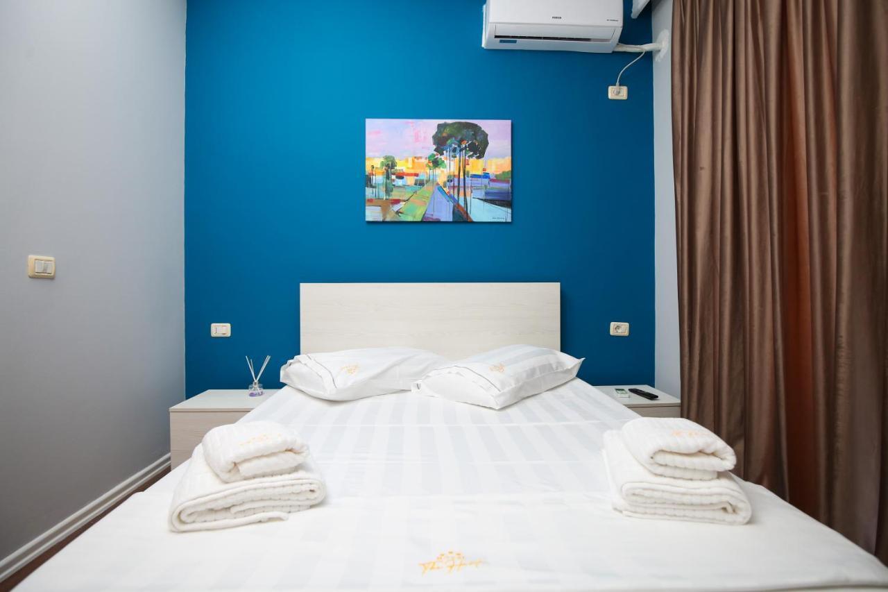 Hotel The Hart Wlora Zewnętrze zdjęcie
