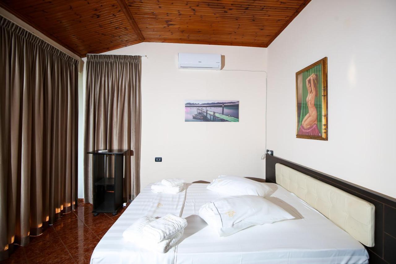 Hotel The Hart Wlora Zewnętrze zdjęcie