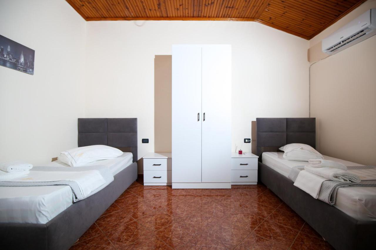 Hotel The Hart Wlora Zewnętrze zdjęcie