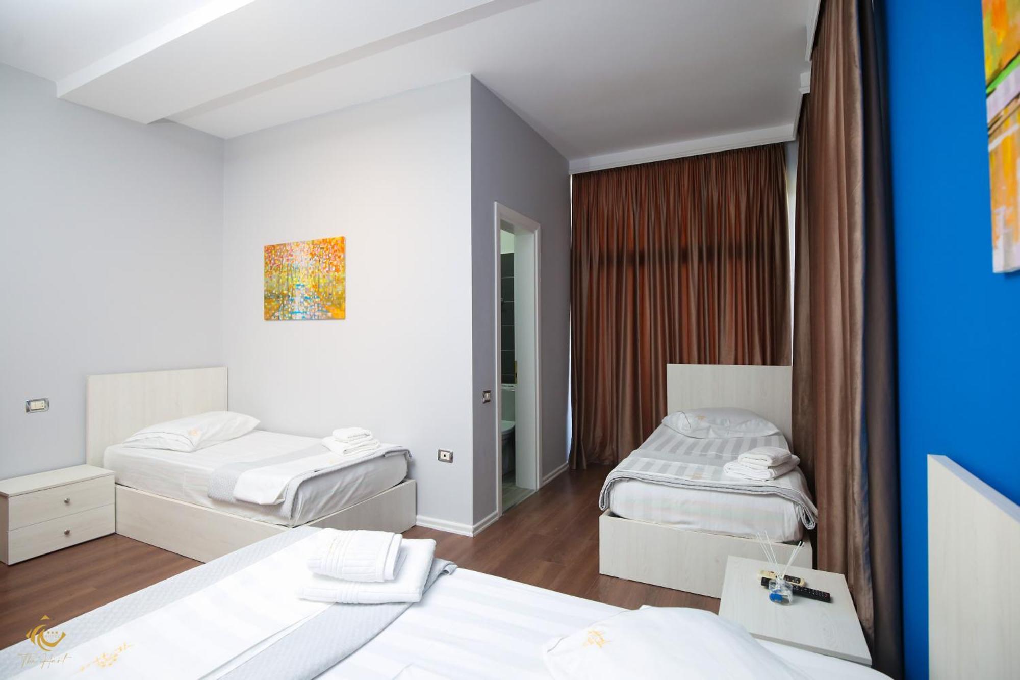 Hotel The Hart Wlora Zewnętrze zdjęcie