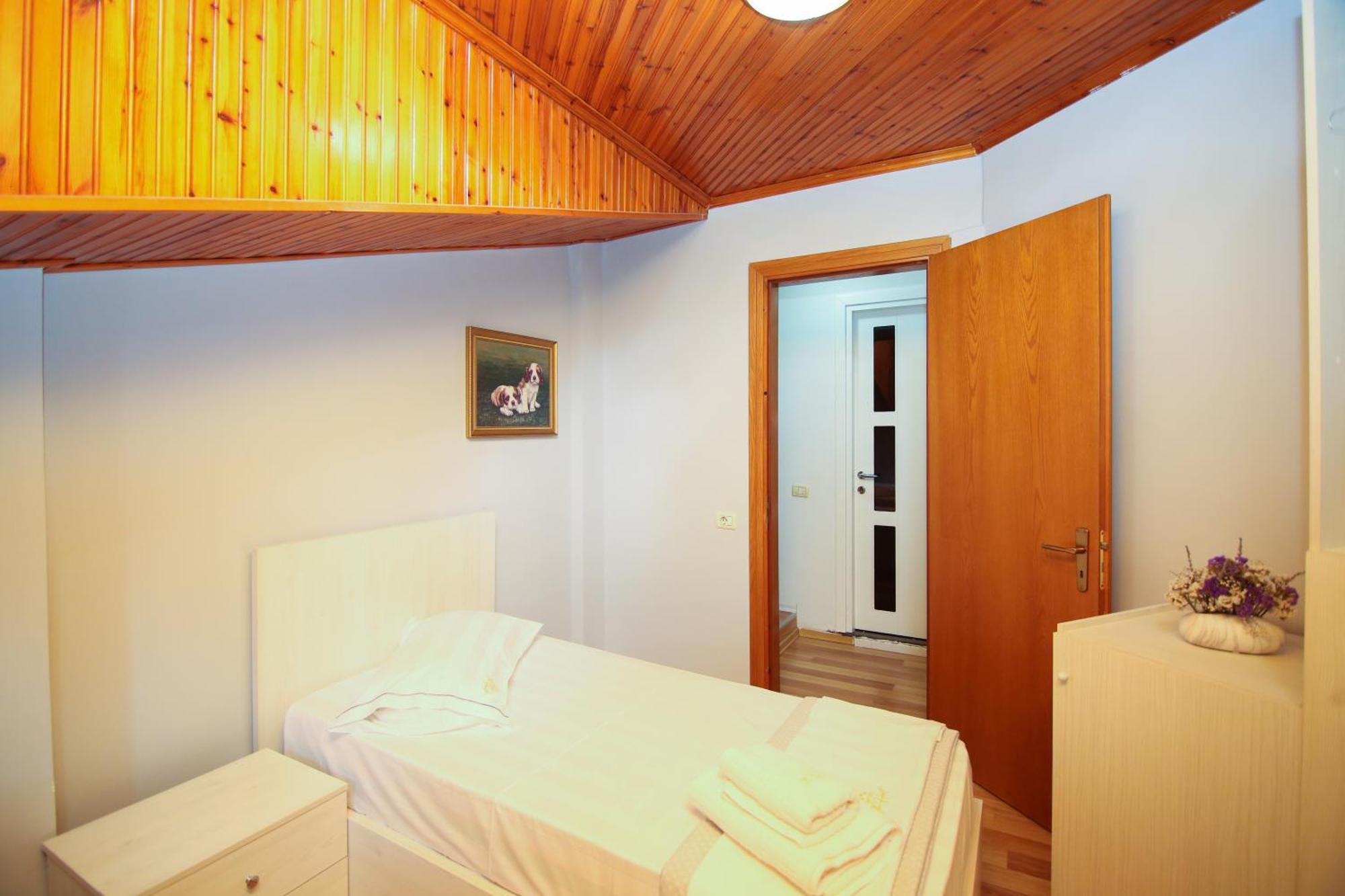 Hotel The Hart Wlora Zewnętrze zdjęcie