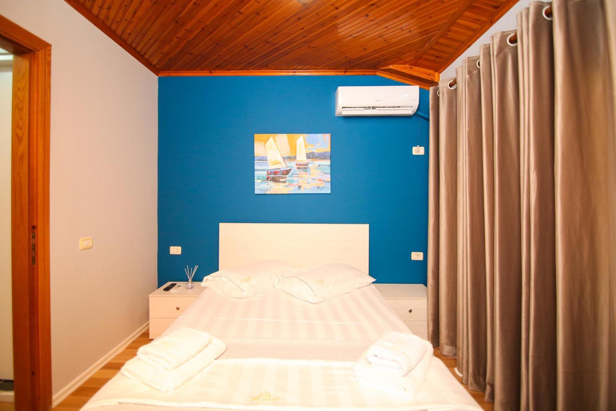 Hotel The Hart Wlora Zewnętrze zdjęcie